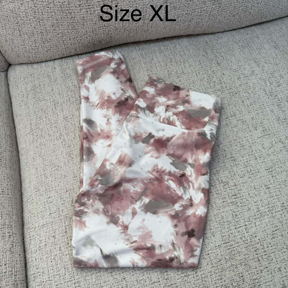 Women's Painted Floral Leggings - Pink, White, Gray